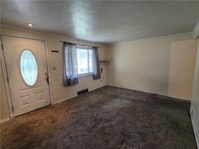 109 Webster Dr, Penn Hills, PA 15235