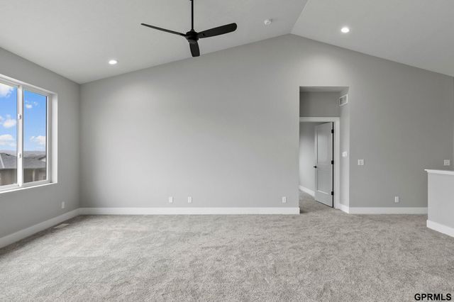 435 N 105th Street, Lincoln, NE 68527