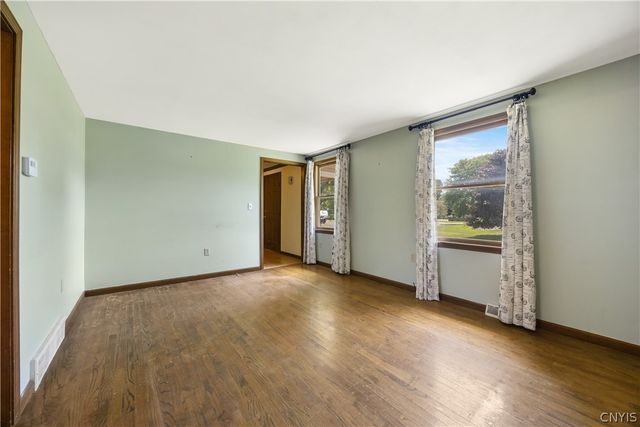4715 Sabre Lane, Manlius, NY 13104