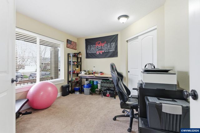 2726 Nina Pl, Hubbard, OR 97032