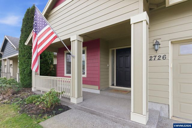 2726 Nina Pl, Hubbard, OR 97032