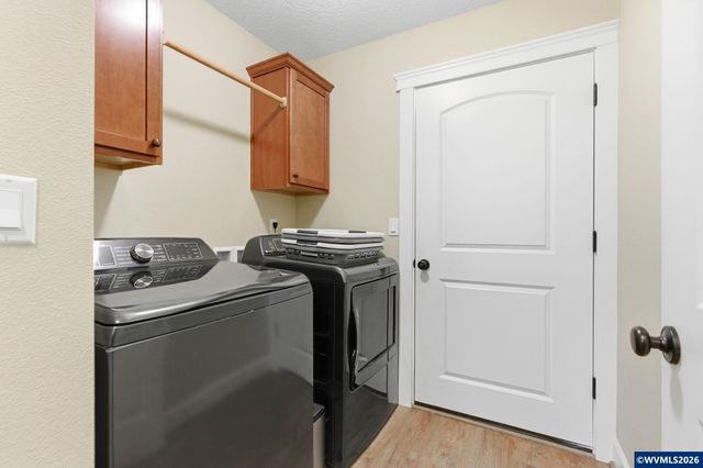 2726 Nina Pl, Hubbard, OR 97032