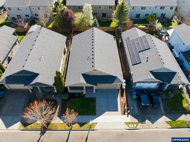 2726 Nina Pl, Hubbard, OR 97032