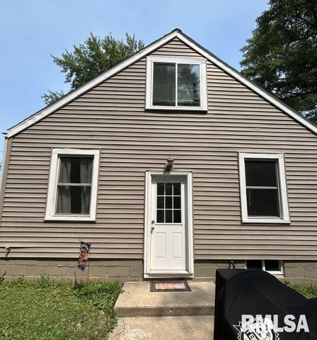 233 STAHL Avenue, Washington, IL 61571