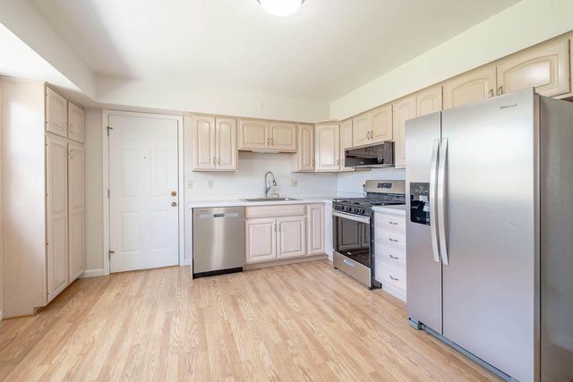 2708 Pershing AVENUE, Sheboygan, WI 53083
