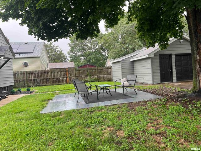 1515 WILLOW Street, Pekin, IL 61554
