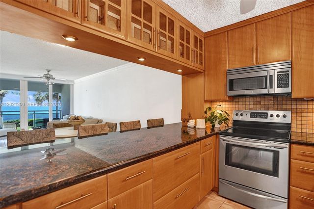 500 SE 21st Ave 211, Deerfield Beach, FL 33441