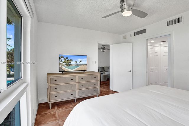 500 SE 21st Ave 211, Deerfield Beach, FL 33441