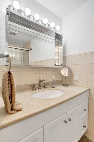 500 SE 21st Ave 211, Deerfield Beach, FL 33441