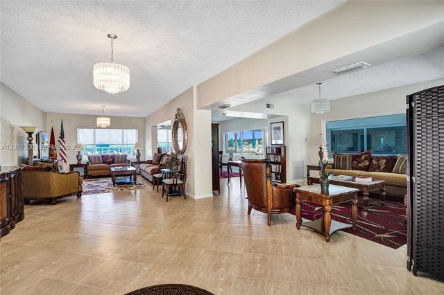 500 SE 21st Ave 211, Deerfield Beach, FL 33441