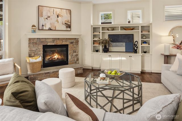 27135 SE 13th Street, Sammamish, WA 98075