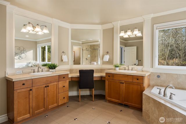 27135 SE 13th Street, Sammamish, WA 98075