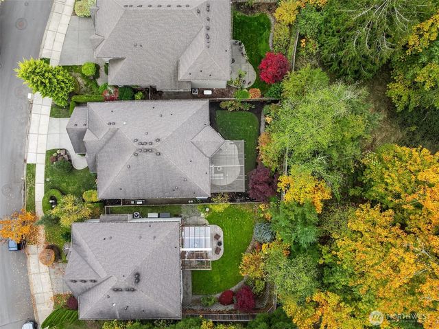 27135 SE 13th Street, Sammamish, WA 98075