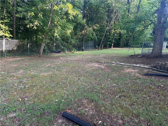 3195 Fleet Street, Winston-salem, NC 27127