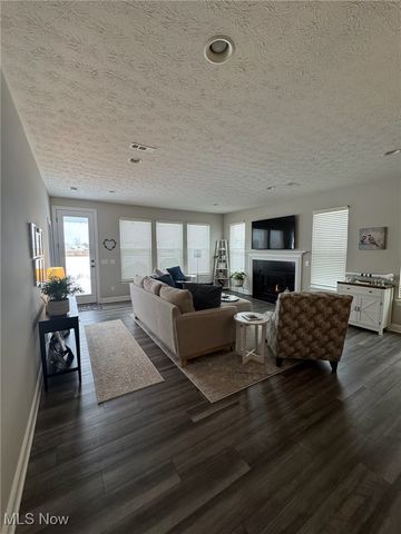 726 Cedar Crest Drive, Elyria, OH 44035