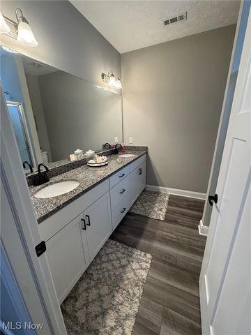 726 Cedar Crest Drive, Elyria, OH 44035