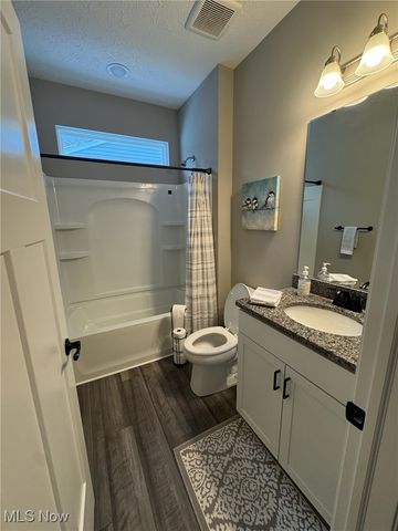 726 Cedar Crest Drive, Elyria, OH 44035