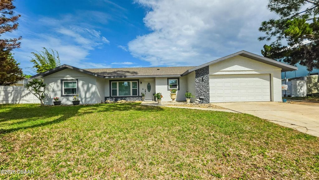 6170 Del Rio Drive, Port Orange, FL 32127