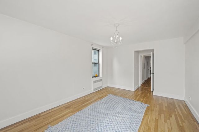 61 Oliver St Apt 2V, New York City, NY 11209