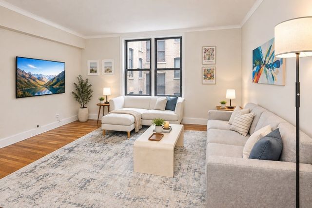 61 Oliver St Apt 2V, New York City, NY 11209