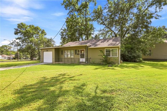 7400 Lamar Avenue, Overland Park, KS 66204