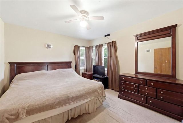 7400 Lamar Avenue, Overland Park, KS 66204