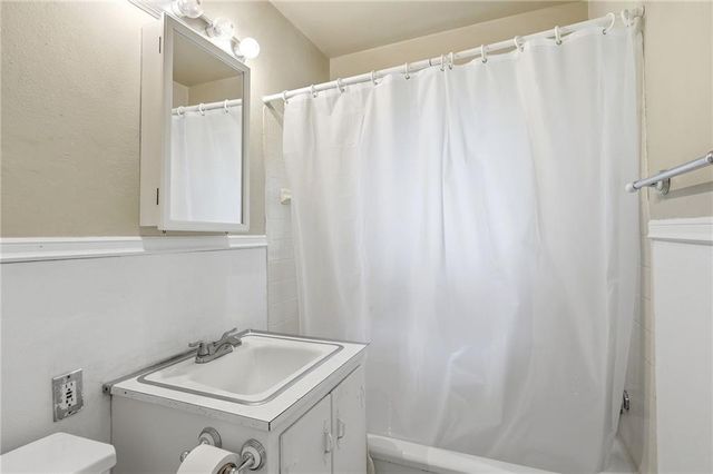 7400 Lamar Avenue, Overland Park, KS 66204