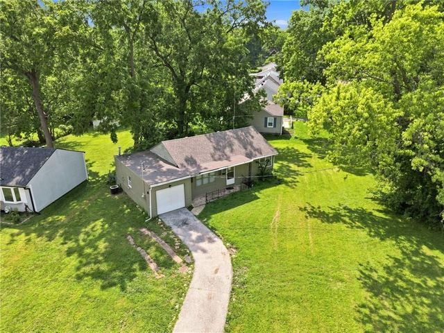 7400 Lamar Avenue, Overland Park, KS 66204