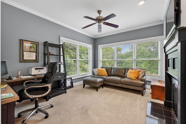 1804 Black Oak Drive, Mchenry, IL 60050
