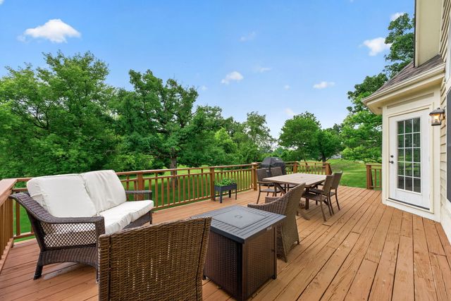 1804 Black Oak Drive, Mchenry, IL 60050