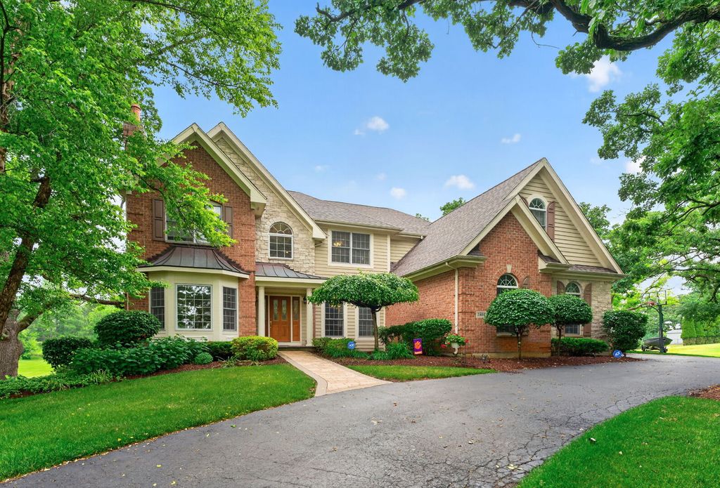 1804 Black Oak Drive, Mchenry, IL 60050