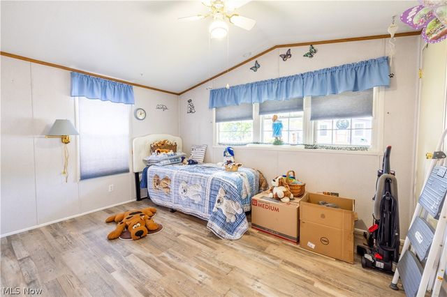4 Sunrise Boulevard, Olmsted Twp, OH 44138