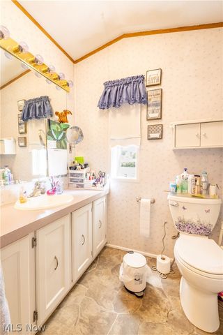 4 Sunrise Boulevard, Olmsted Twp, OH 44138