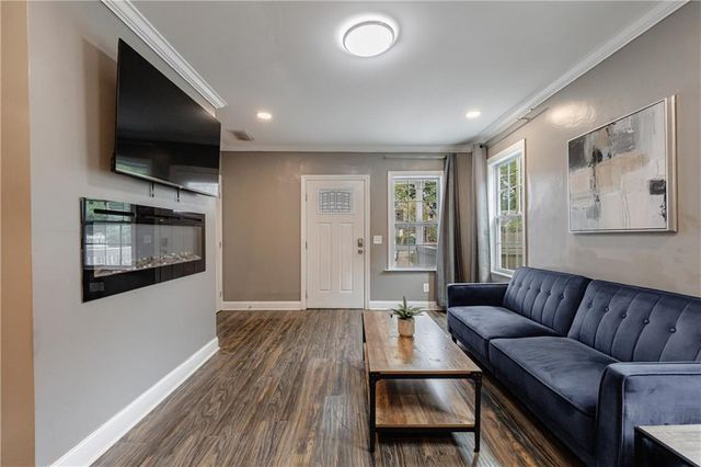 1012 Westmoor NW Drive, Atlanta, GA 30314