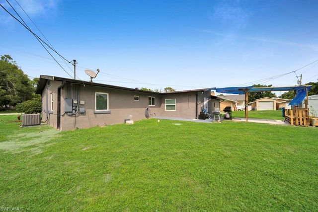 1313 Old Bridge RD, North Fort Myers, FL 33917