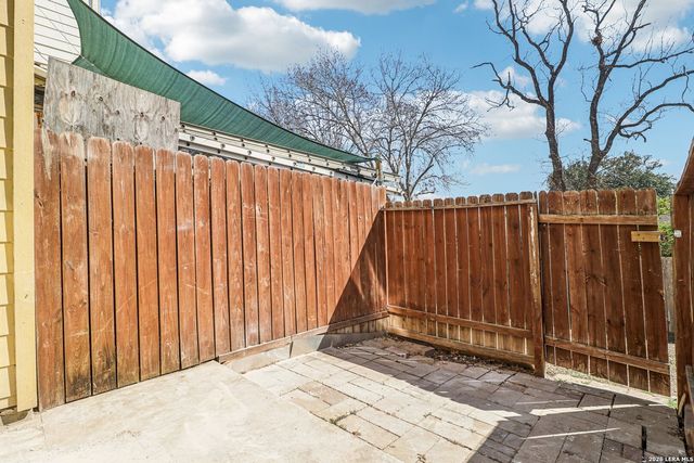 12222 Apricot, San Antonio, TX 78247