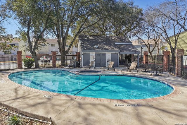 12222 Apricot, San Antonio, TX 78247