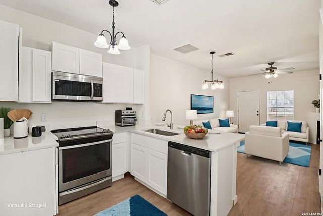 12222 Apricot, San Antonio, TX 78247