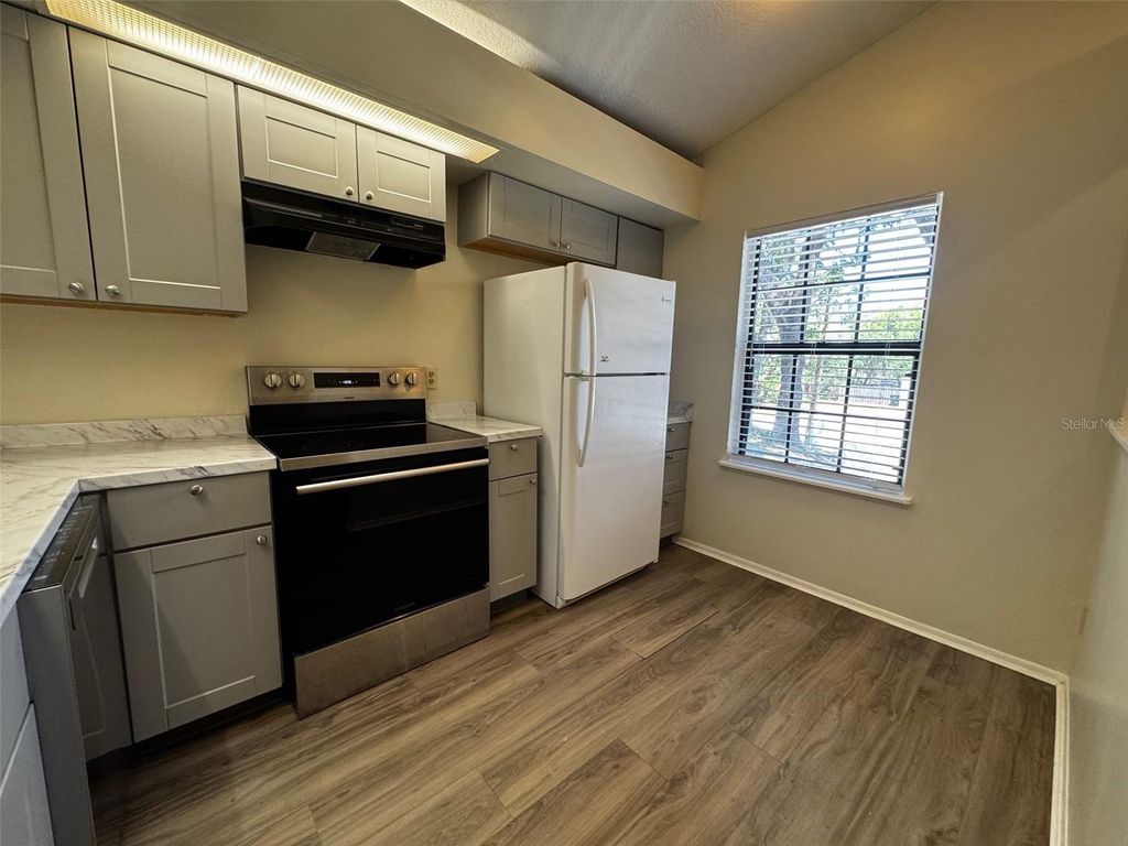 Image 5 of property listing at 11634 SARITA COURT, Orlando, FL 32817