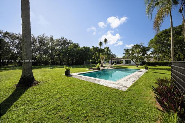 07325 SW 102nd Street, Pinecrest, FL 33156