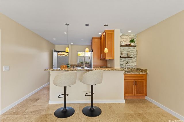 6215 Keokea Place 127, Honolulu, HI 96825