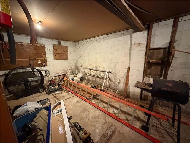 514 Clara Drive, Riverdale, GA 30274