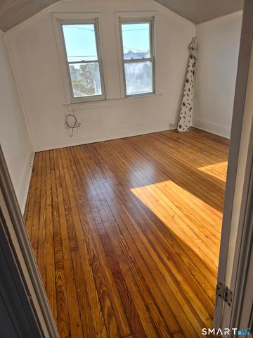 98 Cowles Street, Bridgeport, CT 06607