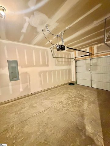 140 Randwick Lane, Greer, SC 29651