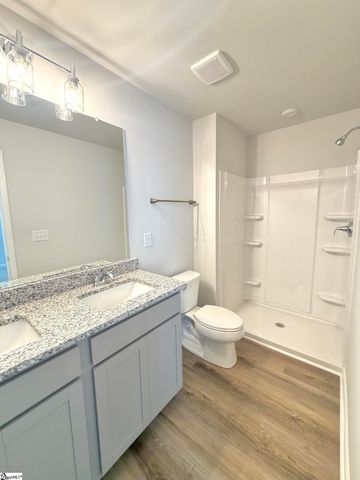 140 Randwick Lane, Greer, SC 29651