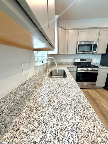 140 Randwick Lane, Greer, SC 29651