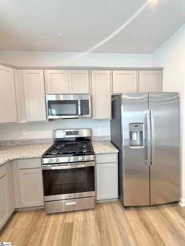 140 Randwick Lane, Greer, SC 29651