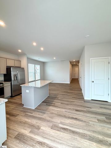 140 Randwick Lane, Greer, SC 29651