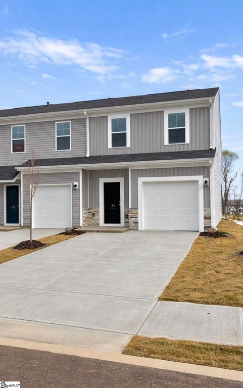 140 Randwick Lane, Greer, SC 29651