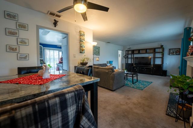 6241 San Martin St, North Highlands, CA 95660